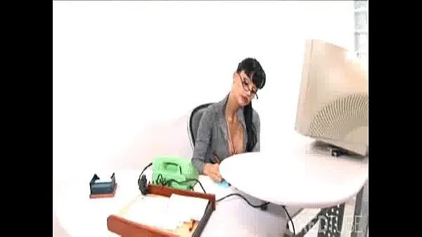 Mostrar Secretary Aletta fucking in office vídeos nuevos