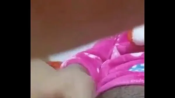 عرض My wife sends me video and she comes مقاطع فيديو حديثة