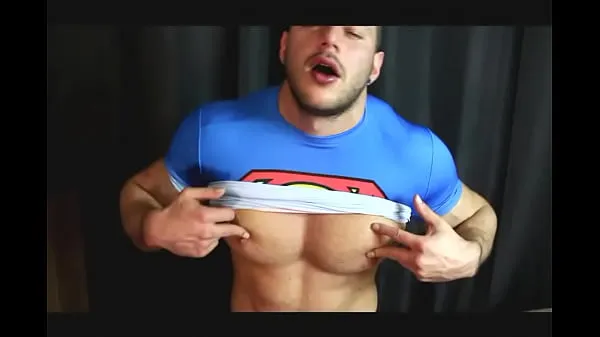 Vis Superman’s Sexy Nipples nye videoer