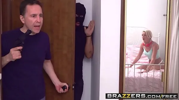 Mostrar Brazzers - A los les Gusta lo Grande - Tiffany Watson y Jessy Jones - Un Ladrón se Folla a Mi Hijastra vídeos nuevos