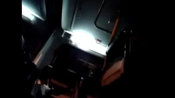 Mostra First time in bus (3/3nuovi video