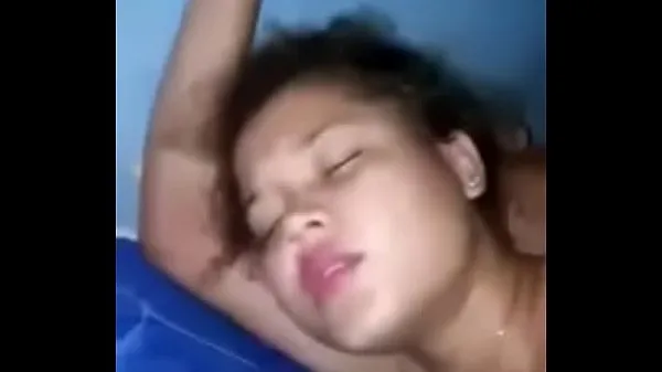 Afficher Teen mexicaine bénéficiant d'une baise riche nouvelles vidéos