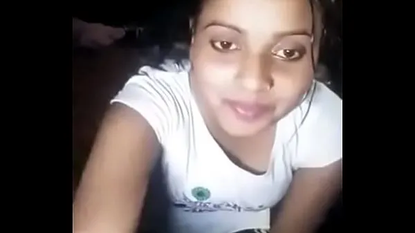 Mostra Desi ragazza mostra la sua figa e grandi tettenuovi video