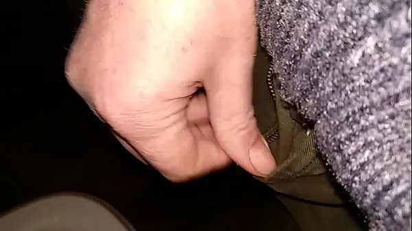 Näytä VID 20180211 pissing in the restaurant tuoretta videota