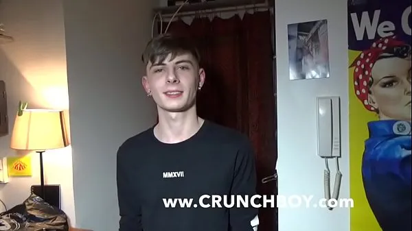 Zobrazit French twink cremapied by top XXL scallty nových videí