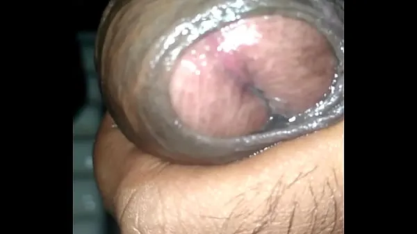 Prikaži My cock and precum svežih videoposnetkov