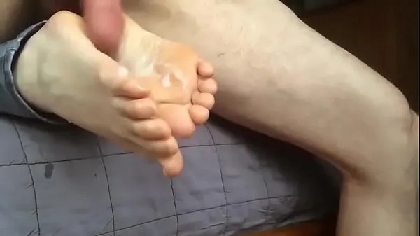 새로운 비디오 amazing footjob 보여주세요