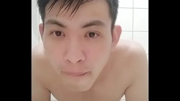 Pokaż Taiwan slut boy - He Pinlin Taiwan horny slut boy eats his own spermnowe filmy