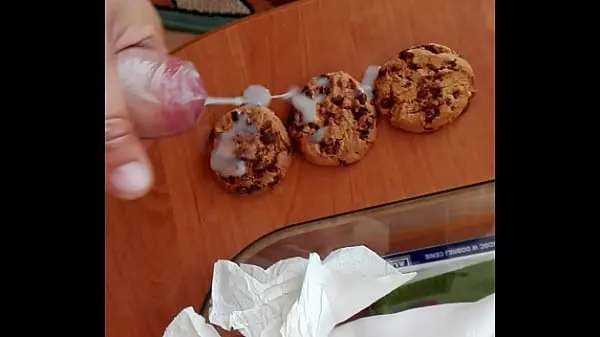 Afficher Sperme sur les cookies nouvelles vidéos