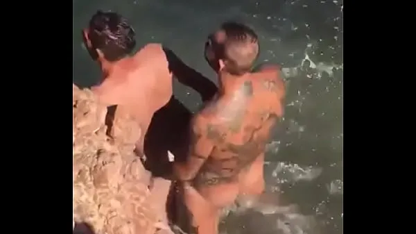 Caught with my step uncle in the sea Yeni Videoyu göster