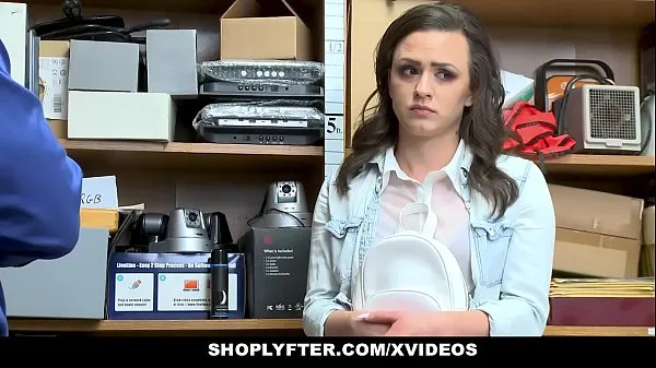 Показать ShopLyfter - Юную воровку (Alex More) трахают ради свободысвежие видео