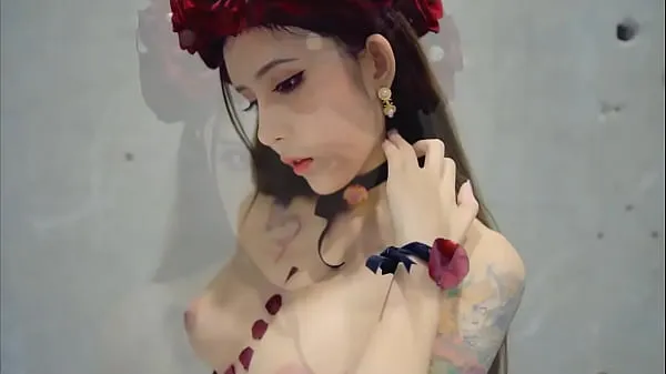 Hiển thị Breast-hybrid goddess, beautiful carcass, all three points Video mới
