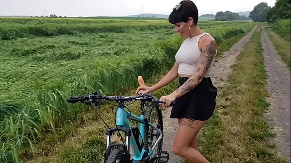 Show Premiere! Bicycle fucked in public horny fresh Videos