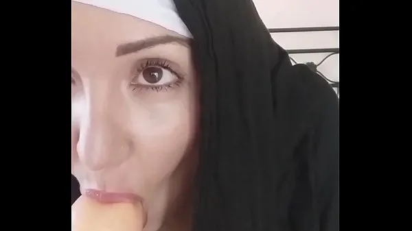 Afficher pas une religieuse très religieuse nouvelles vidéos