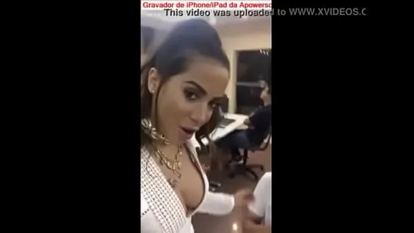 Afficher Anitta payant titty nouvelles vidéos