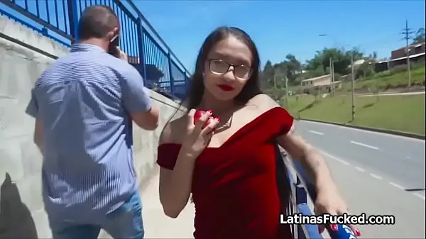Vis Latina amateur in glasses cocked hard ferske videoer