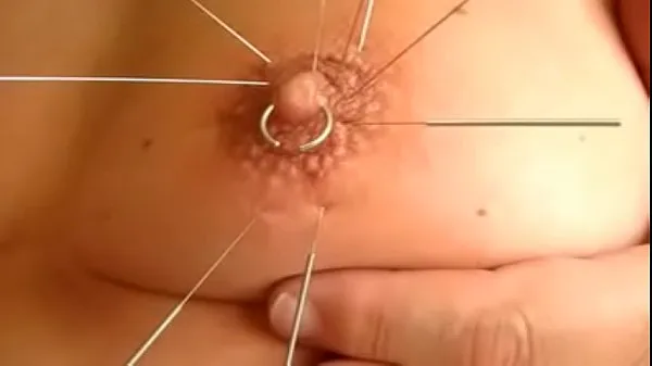 عرض play piercing with acupuncture مقاطع فيديو حديثة