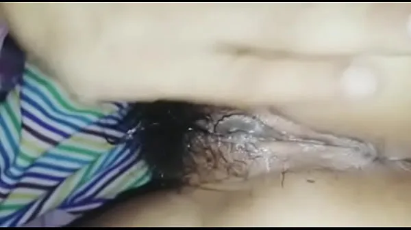 Quite a steep little slut and hairy juicy pussy Yeni Videoyu göster