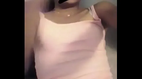 Vis 18 year old girl tempts me with provocative videos (part 1 nye videoer
