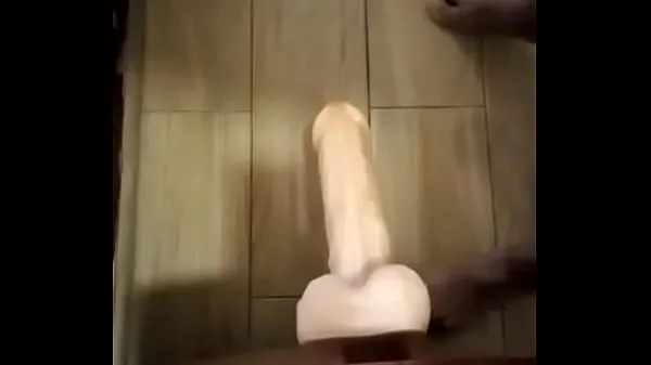 عرض Disfrutando un dildo largo مقاطع فيديو حديثة