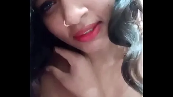 Показать Сексуальная тинка Sarika Desi грязно занимается сексом со своим сводным братомсвежие видео