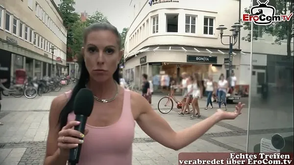 새로운 비디오 German milf pick up guy at street casting for fuck 보여주세요
