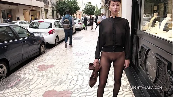 Afficher Pas de collants sans jupe en public nouvelles vidéos