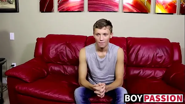 Show Matthew shows his adorable twink body and jerks off his cock fresh Videos