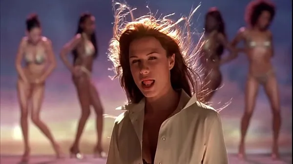 แสดง Rhona Mitra loop from Ali G Indahouse (Freak Me วิดีโอใหม่