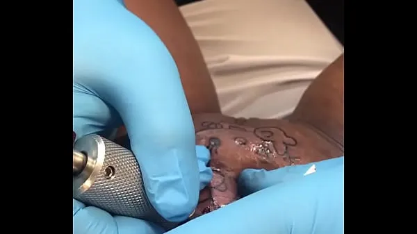 Tattoo Appointment 個の新鮮な動画を表示