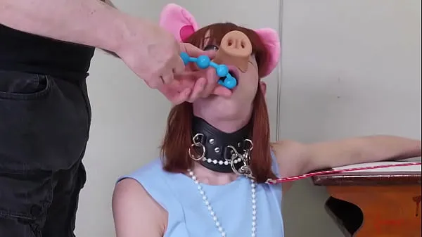 Afficher Esclave cochon BDSM dégradé mange son cul de doms nouvelles vidéos