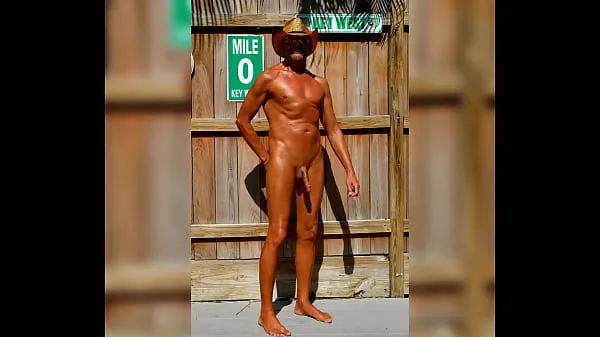 Mostrar Cowboy nu em Key West vídeos recentes