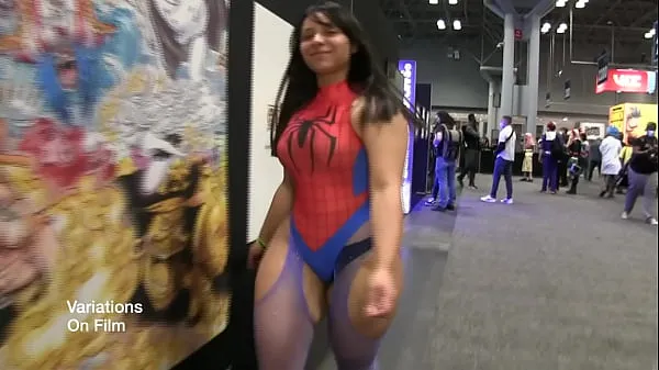 แสดง Big Booty Nixlynka Visits New York Comic Con 2021 วิดีโอใหม่