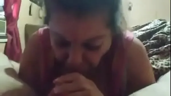 My girl loves swallowing dick and cum ताज़ा वीडियो दिखाएँ