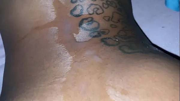 Pokaż Quickie to Squirt nut on her tattoosnowe filmy