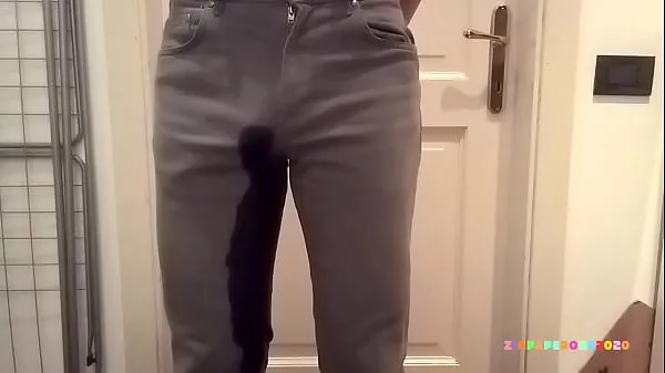 Vis Ziopaperone2020 - PISS - I piss myself with my jeans on ferske videoer