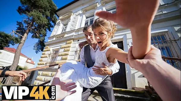 Afficher Baise de mariage avec Sarah Kay nouvelles vidéos