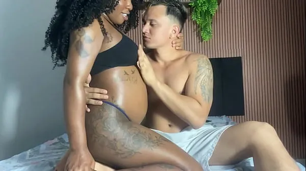 Visa Fucking the young pregnant girl with her swollen pussy while she folds her clothes. (Watch the full version on sheer and xvideored färska videor